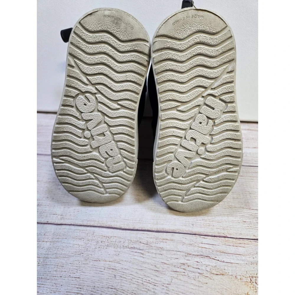Native Chamonix Boots Toddler Boys‎ Size C9  Black Fleece Lined Winter Snow Warm